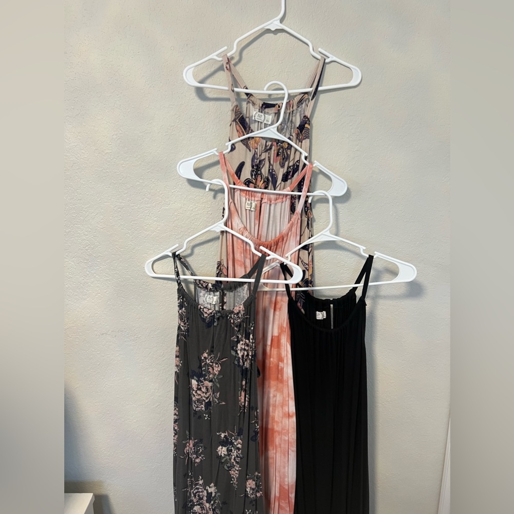Selling as a Lot of 4 long cotton maxi dresses- summer , fun, casual.